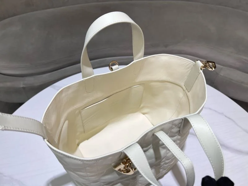 Christian Dior Shopping Bags Casual 46802