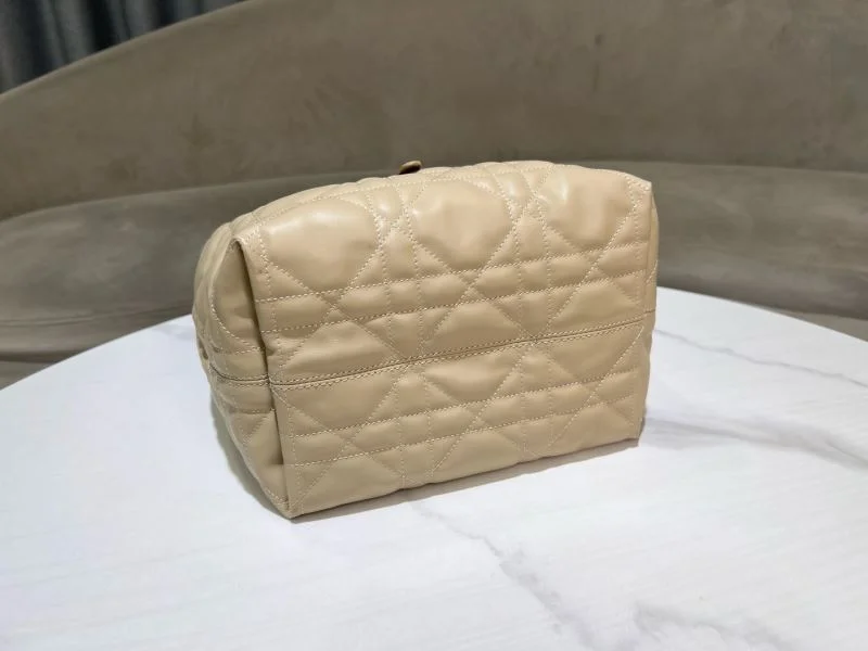 TechFriendly Christian Dior Shopping Bags 46872