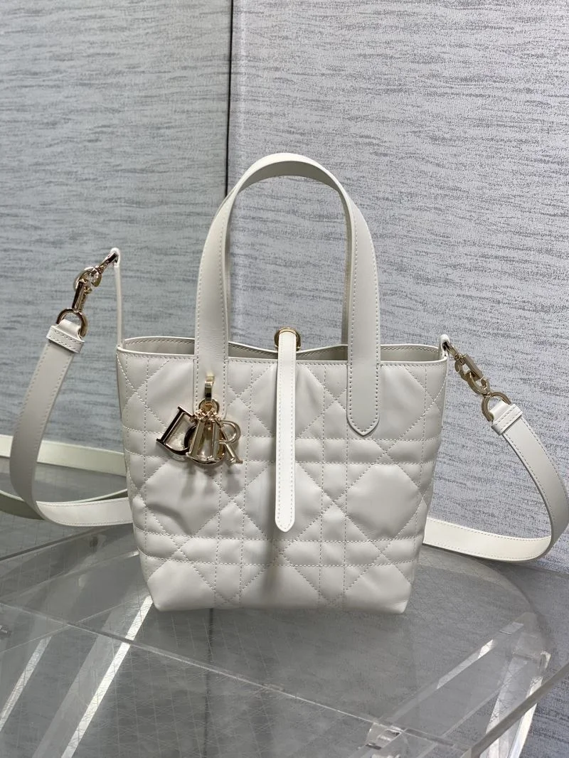 RelaxedFit Christian Dior Shopping Bags 46797