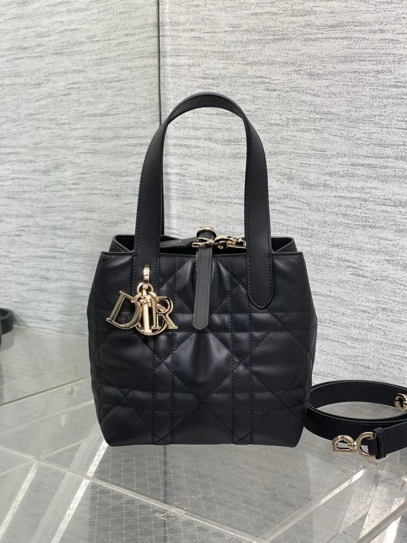 Functional Christian Dior Shopping Bags 46796