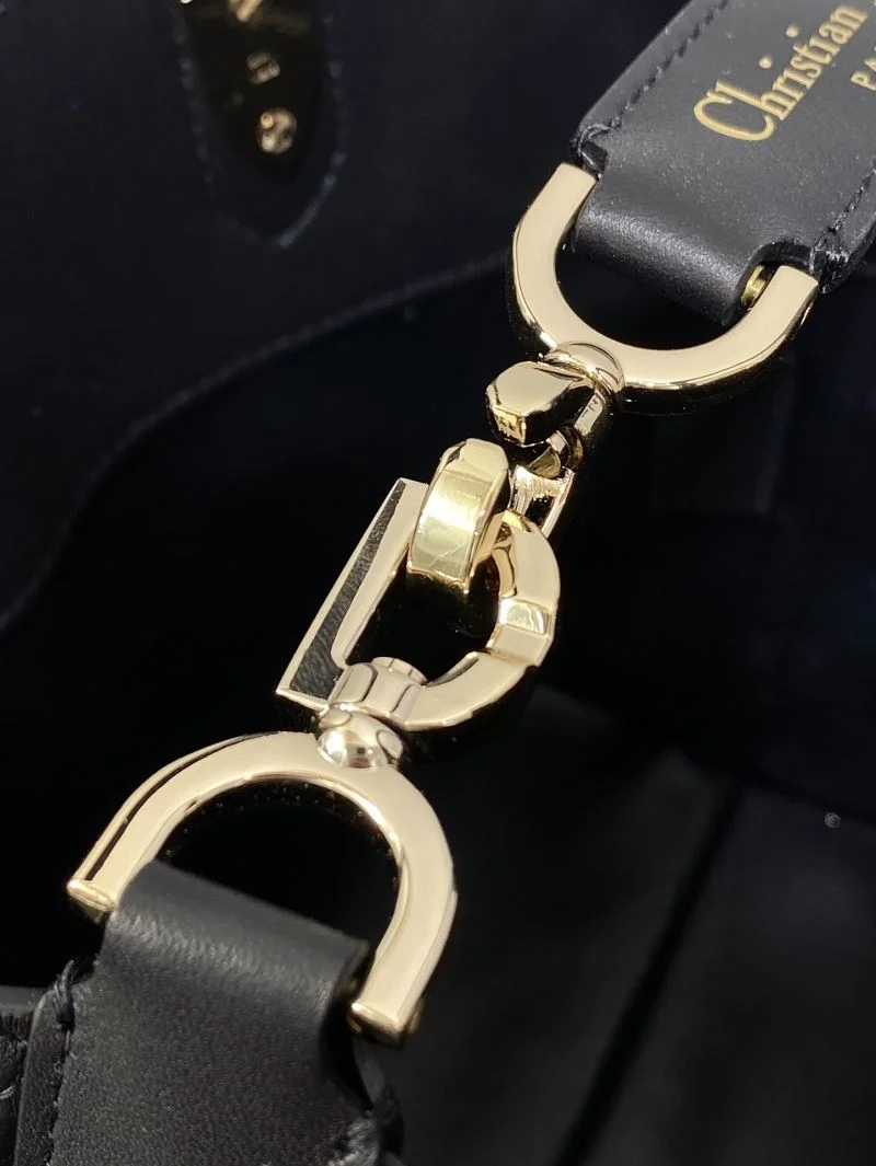 Functional Christian Dior Shopping Bags 46796