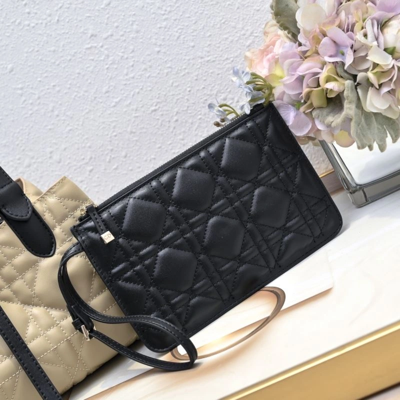 Cozy Christian Dior Shopping Bags 85523