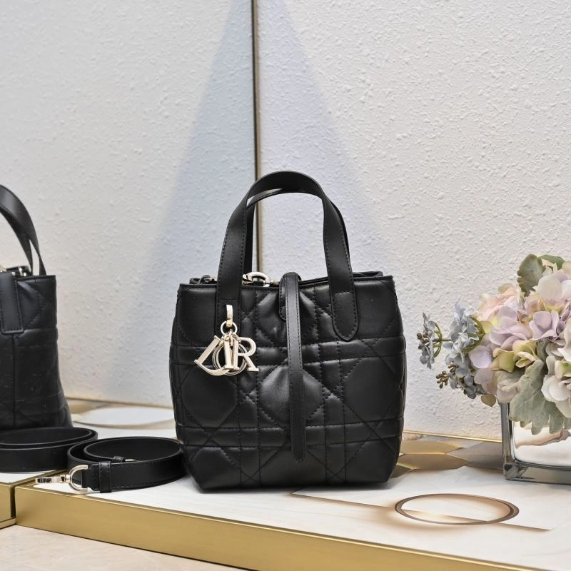 Christian Dior Shopping Bags DailyWear 85545