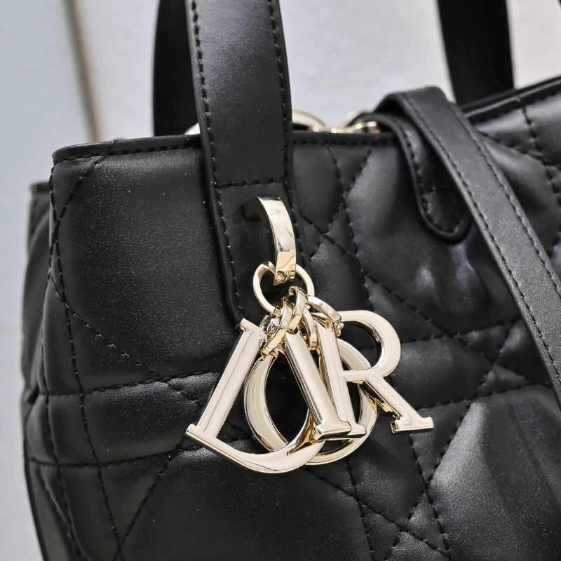 Christian Dior Shopping Bags DailyWear 85545