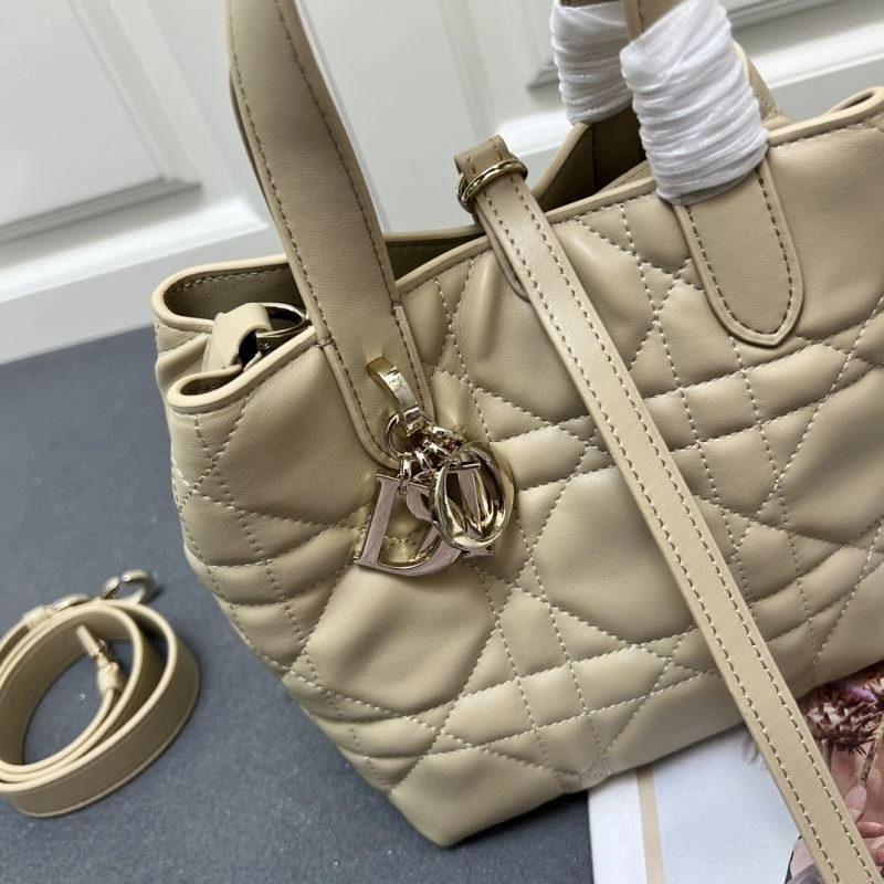 Christian Dior Shopping Bags Bright 84251