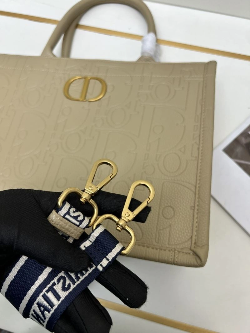 Contemporary Christian Dior Shopping Bags 84248
