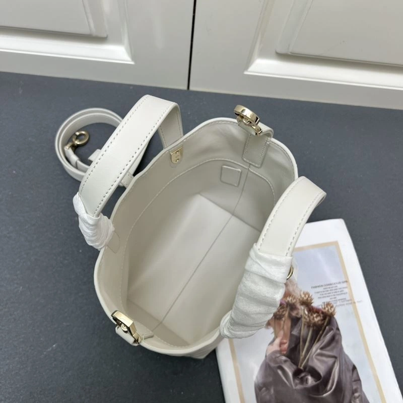 Christian Dior Shopping Bags Supportive 84282