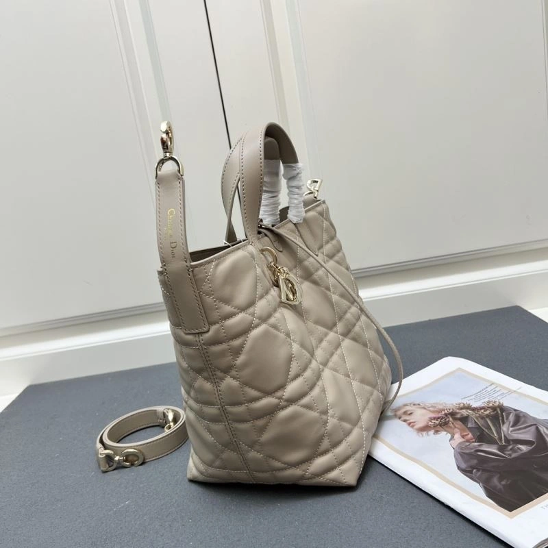 Christian Dior Shopping Bags Lightweight 84283