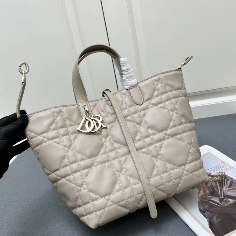 Christian Dior Shopping Bags Lightweight 84283