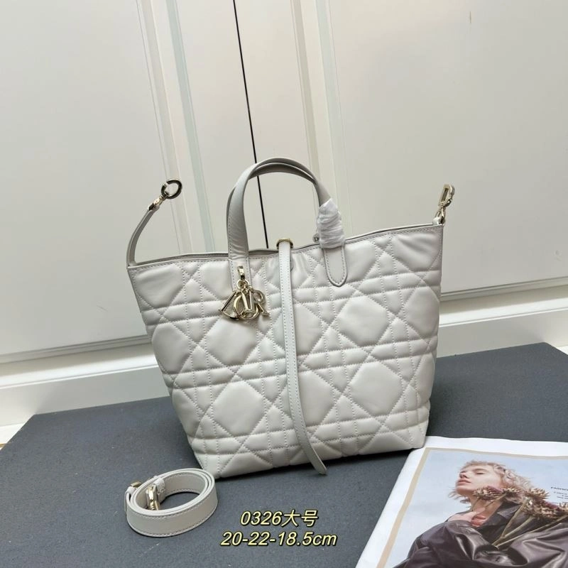 Christian Dior Shopping Bags Trendsetting 84238