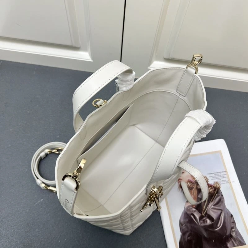 Christian Dior Shopping Bags Trendsetting 84238