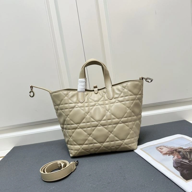 Functional Christian Dior Shopping Bags 84243