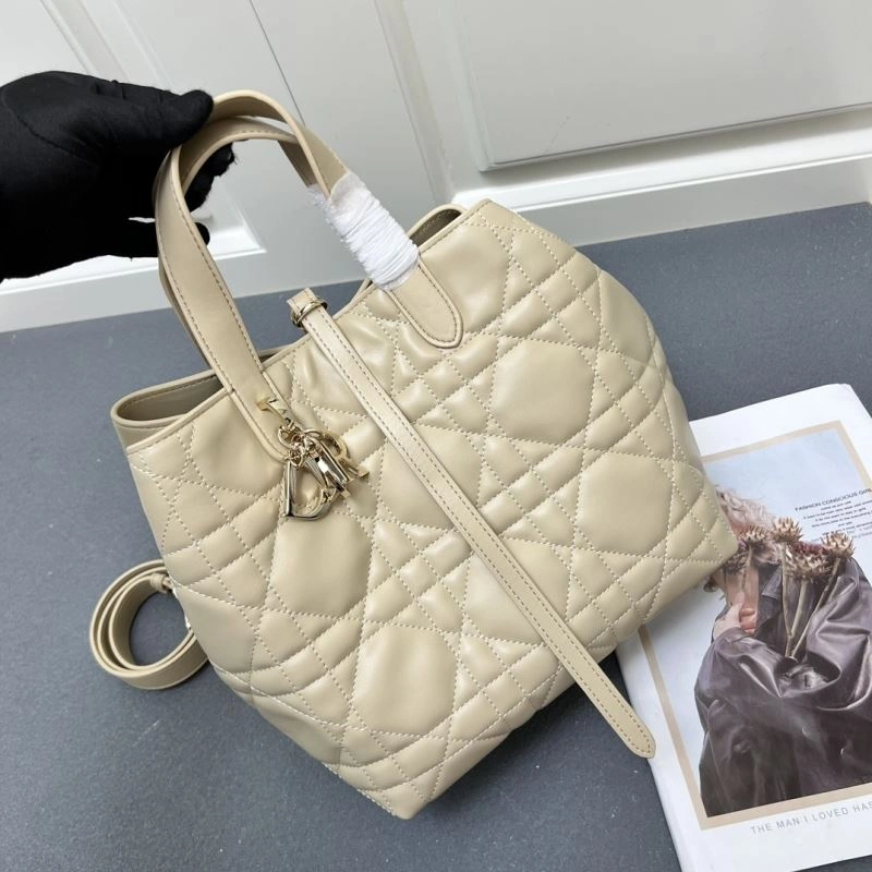 Functional Christian Dior Shopping Bags 84243