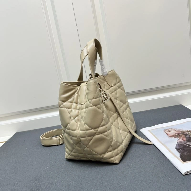 Functional Christian Dior Shopping Bags 84243