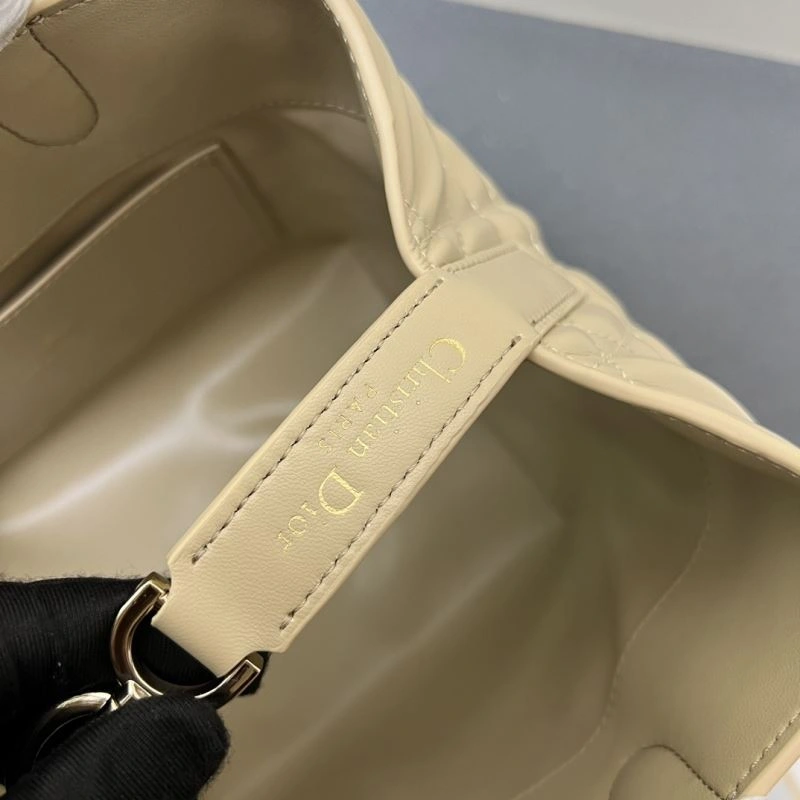 Functional Christian Dior Shopping Bags 84243
