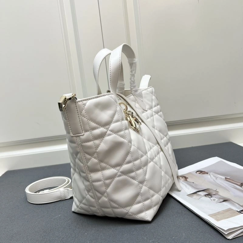 Christian Dior Shopping Bags EyeCatching 84240