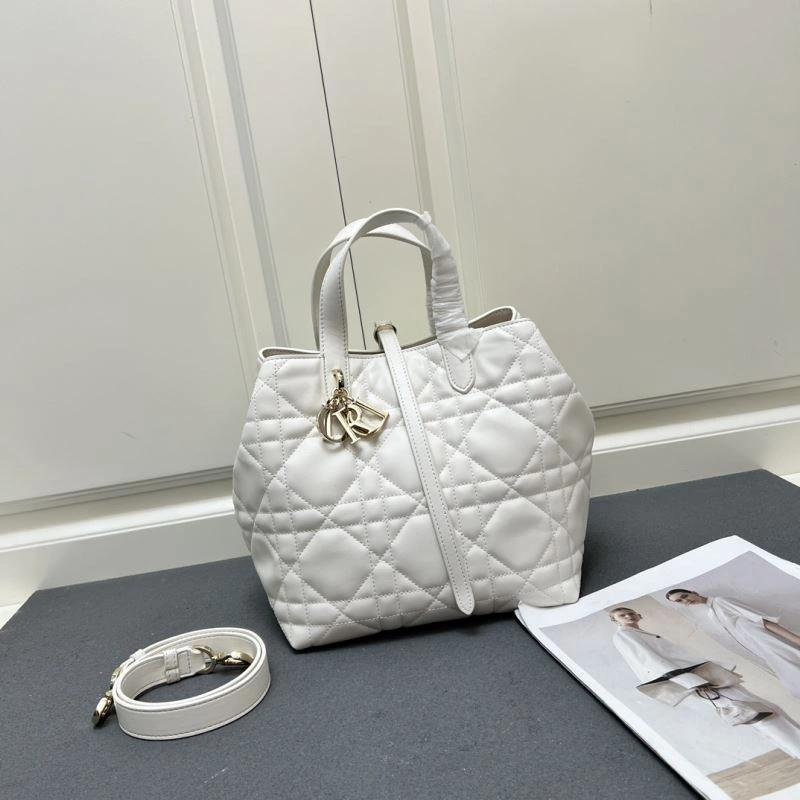 Christian Dior Shopping Bags EyeCatching 84240
