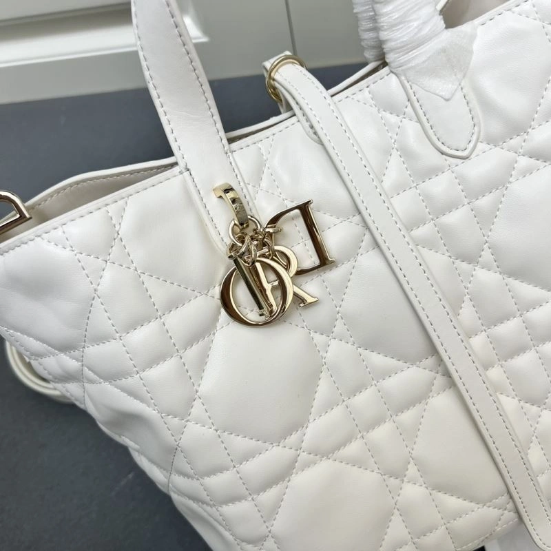 Christian Dior Shopping Bags EyeCatching 84240