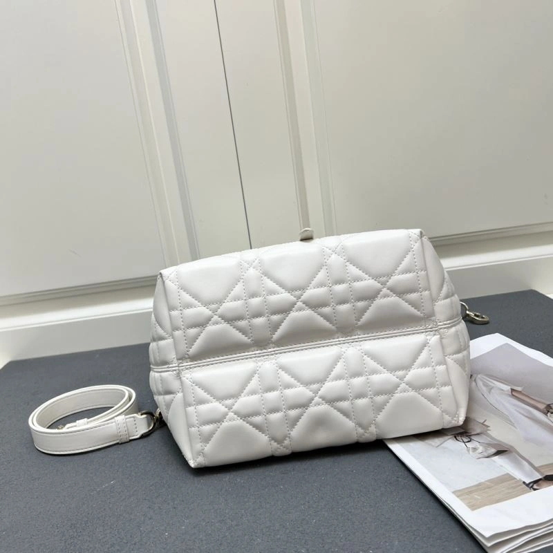 Christian Dior Shopping Bags EyeCatching 84240