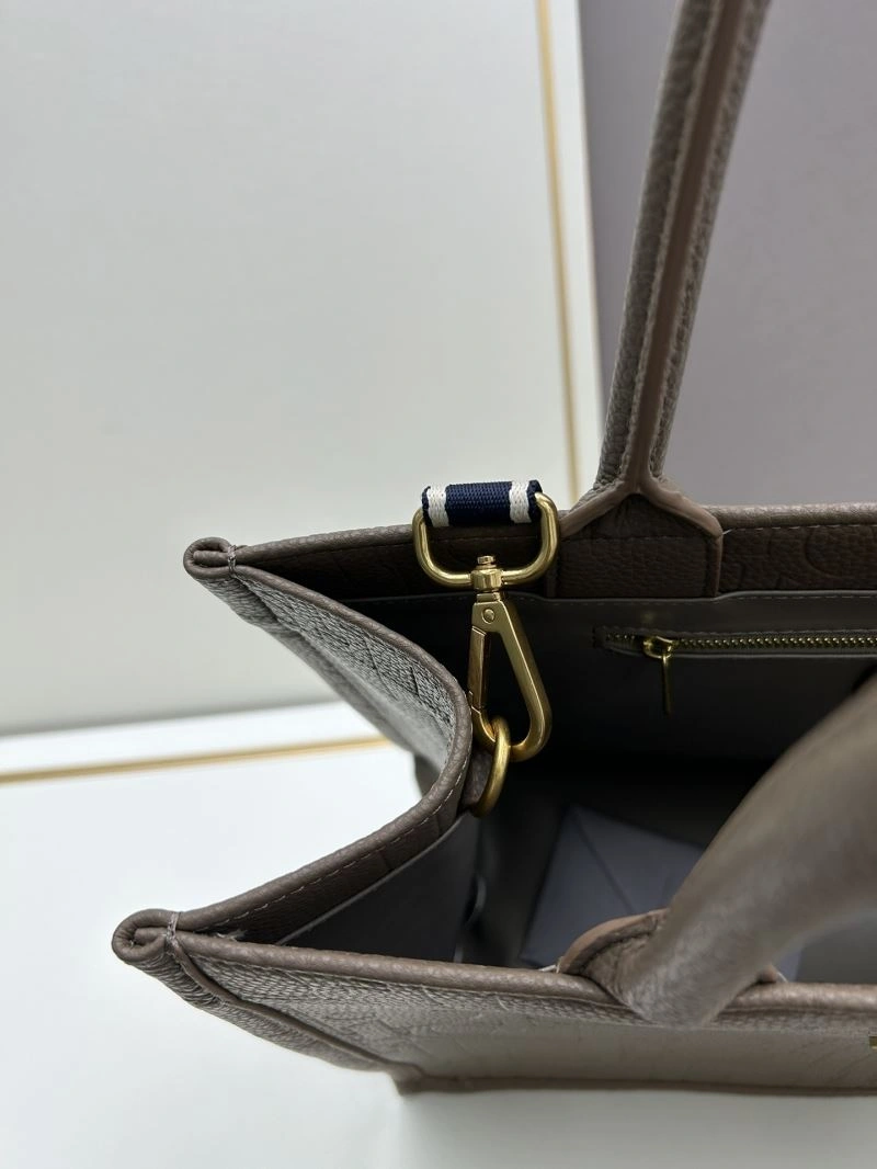 Lightweight Christian Dior Shopping Bags 84235