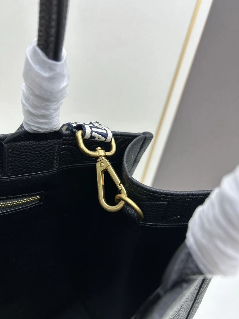 Contemporary Christian Dior Shopping Bags 84234