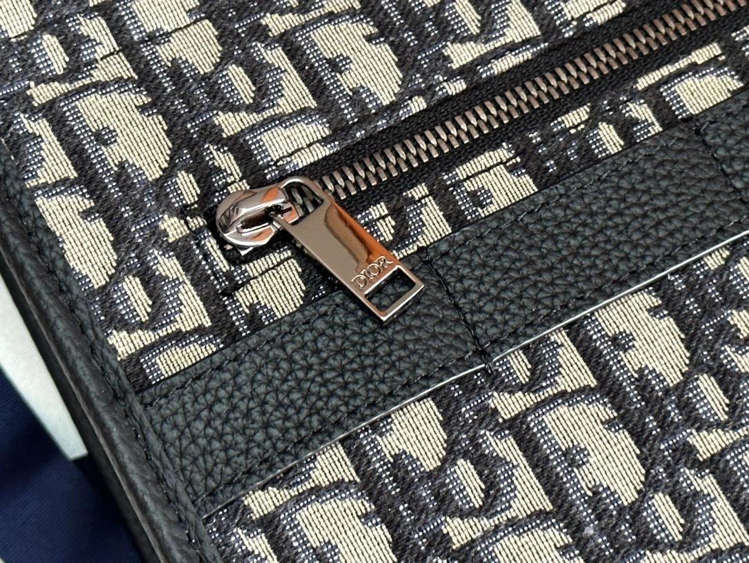 Christian Dior Shopping Bags Lightweight 92187