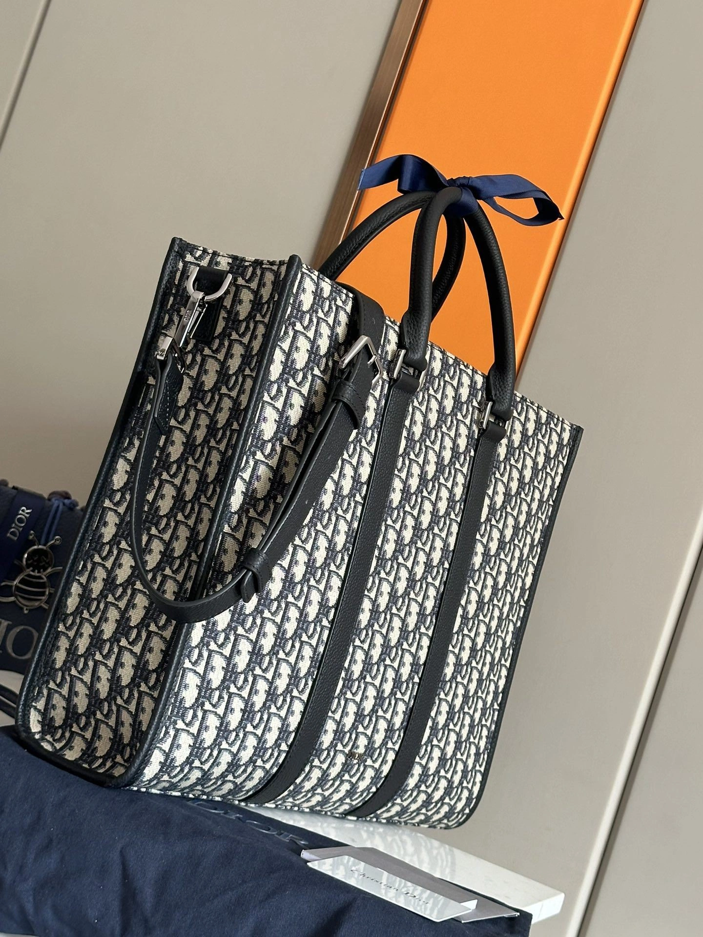 Christian Dior Shopping Bags Durable 92184