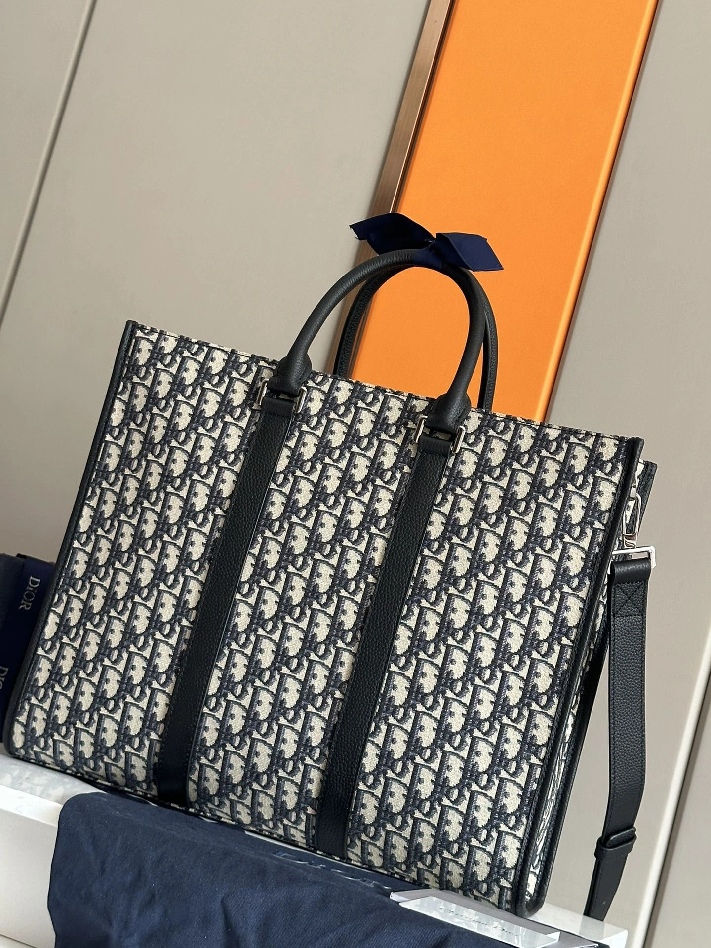 Christian Dior Shopping Bags Durable 92184