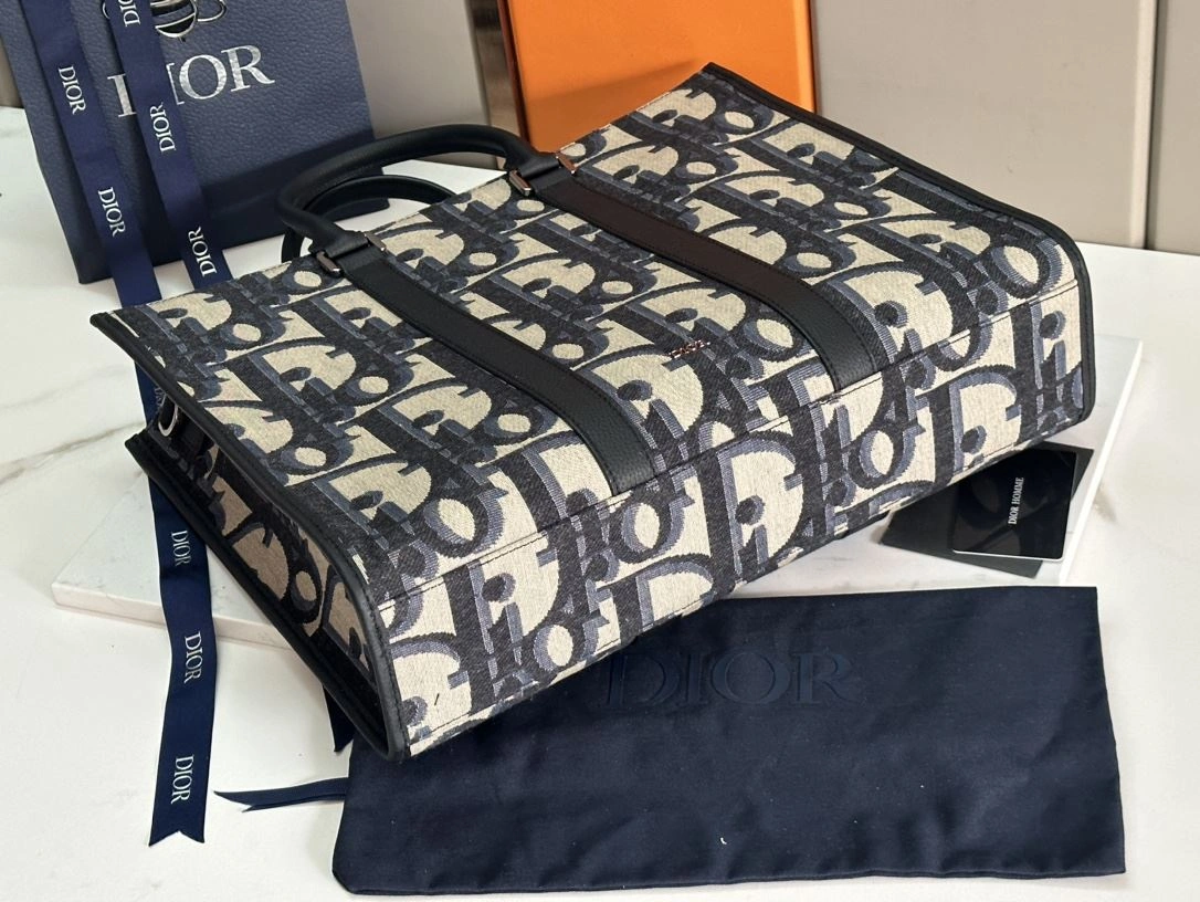 Christian Dior Shopping Bags SportInspired 92193