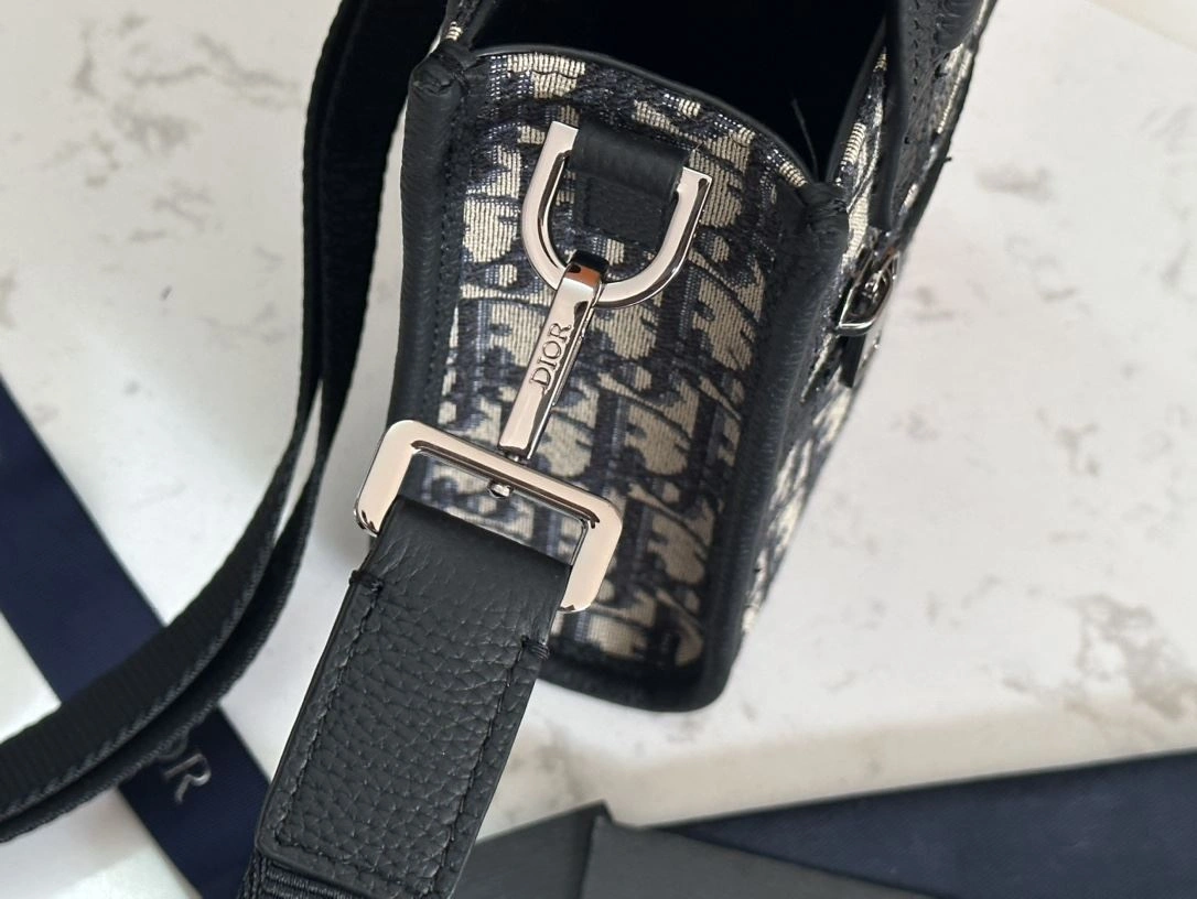 Durable Christian Dior Shopping Bags 92258