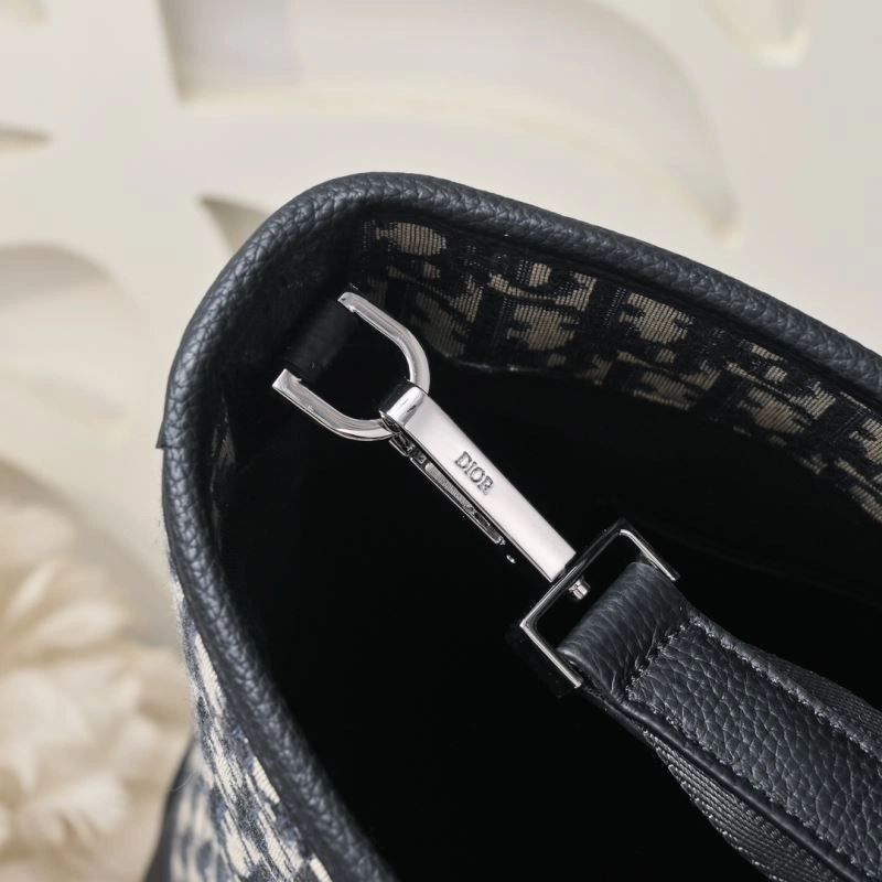 EyeCatching Christian Dior Shopping Bags 77053