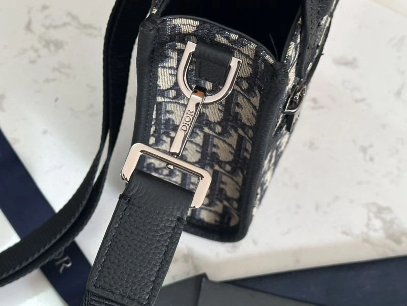 Christian Dior Shopping Bags MoistureWicking 74207