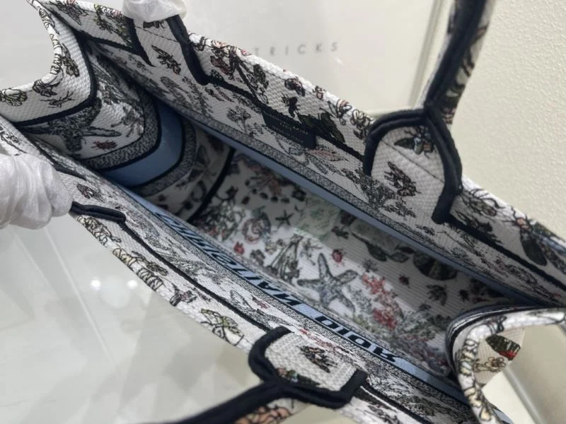 Modern Christian Dior Shopping Bags 46263