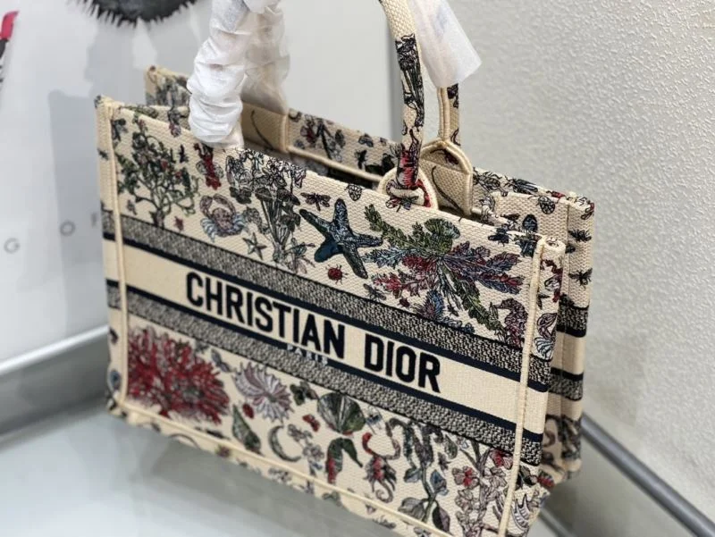 Sustainable Christian Dior Shopping Bags 46280
