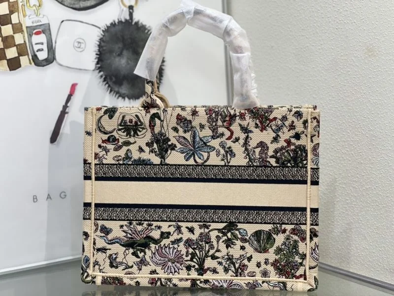 Sustainable Christian Dior Shopping Bags 46280