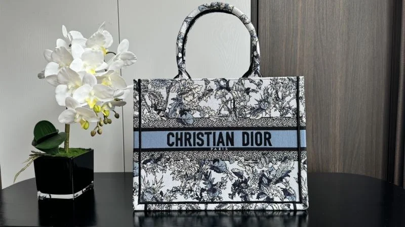 Christian Dior Shopping Bags FreshLook 46251