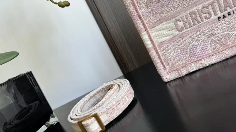 Attractive Christian Dior Shopping Bags 46249