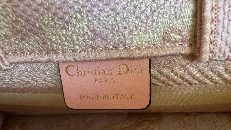 Attractive Christian Dior Shopping Bags 46249