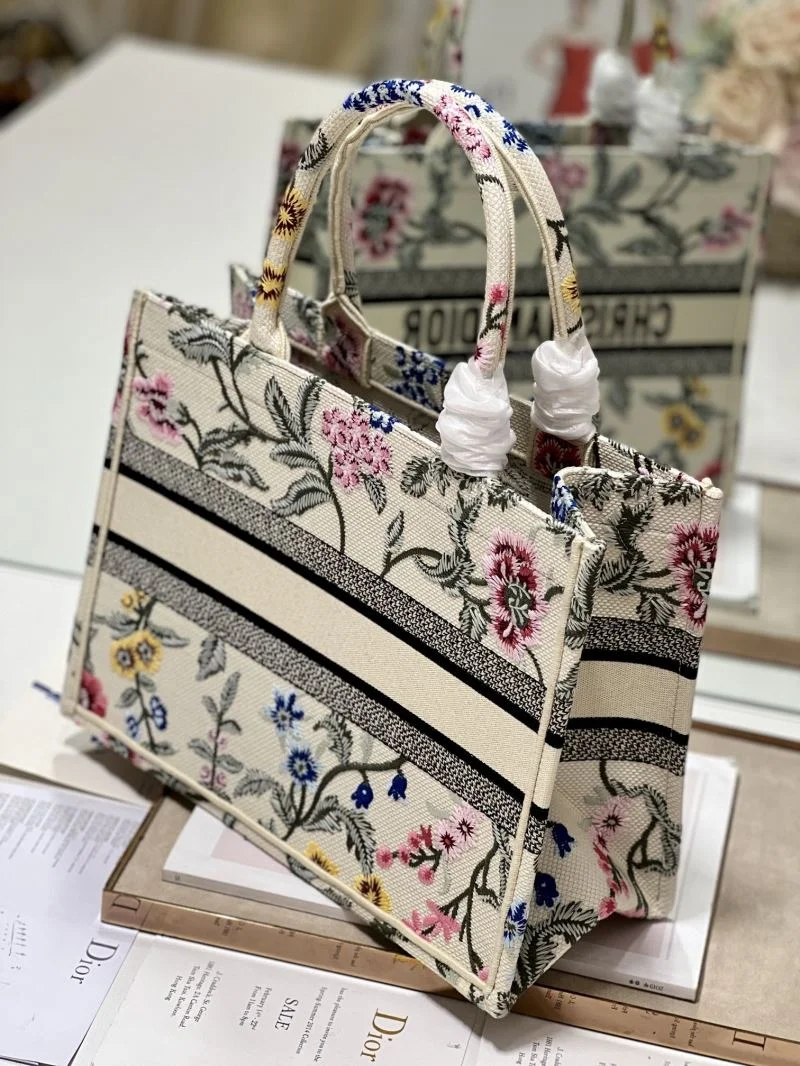 HighQuality Christian Dior Shopping Bags 46248