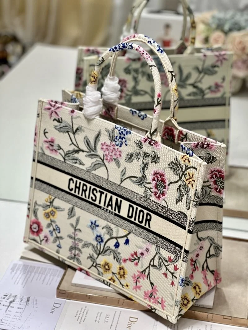 MoistureWicking Christian Dior Shopping Bags 46247