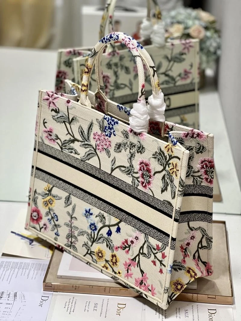 MoistureWicking Christian Dior Shopping Bags 46247