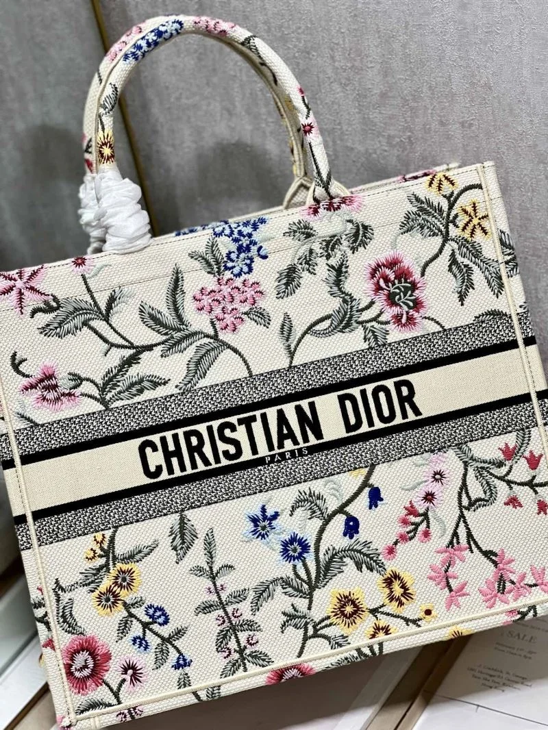 MoistureWicking Christian Dior Shopping Bags 46247