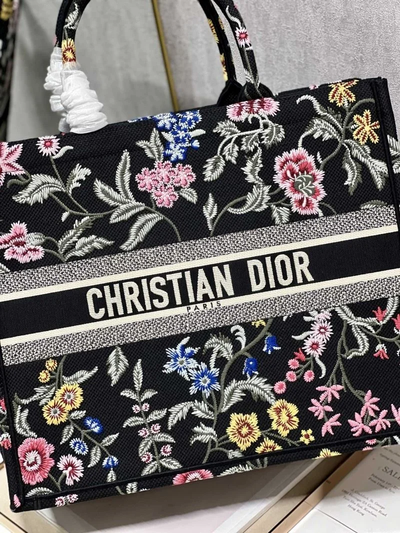 SportInspired Christian Dior Shopping Bags 46274