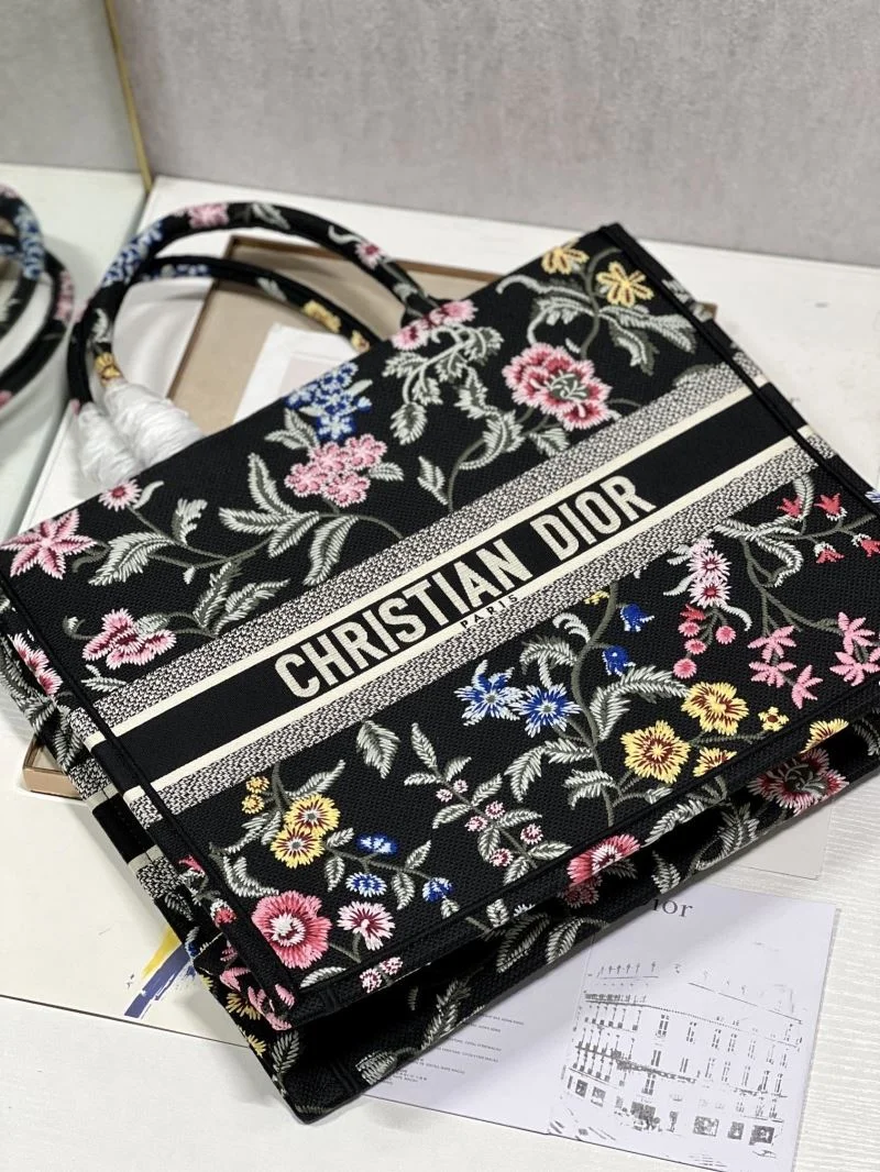 SportInspired Christian Dior Shopping Bags 46274