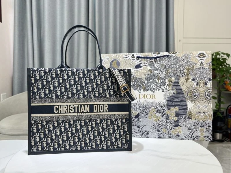 FlexibleFit Christian Dior Shopping Bags 46271