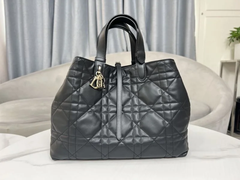 RelaxedFit Christian Dior Shopping Bags 46243
