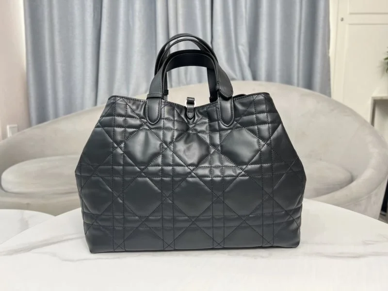 RelaxedFit Christian Dior Shopping Bags 46243