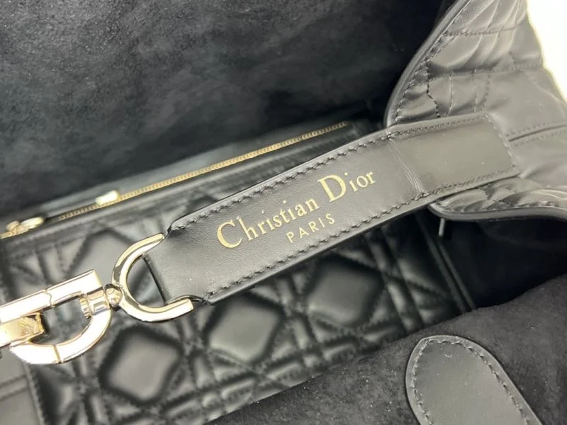 Christian Dior Shopping Bags RelaxedFit 46242