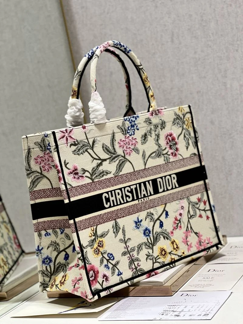 Christian Dior Shopping Bags OnTrend 46269
