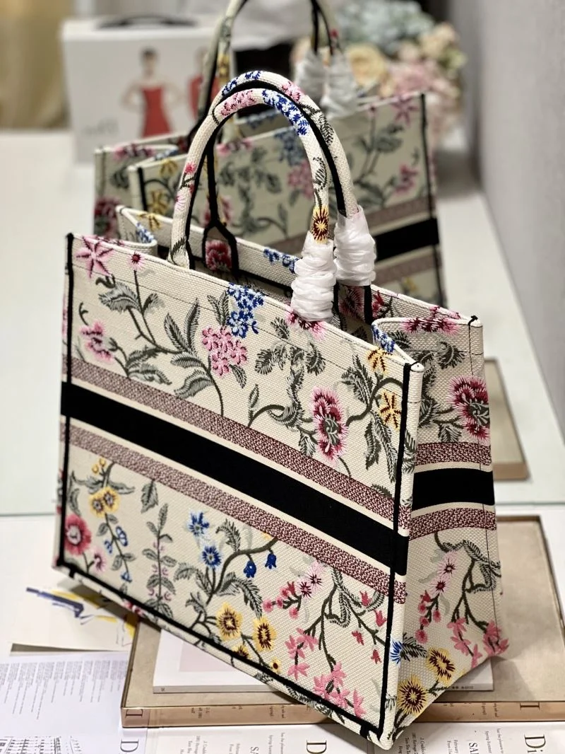 Christian Dior Shopping Bags OnTrend 46269